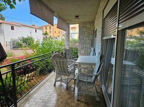 Apartment | Balcony