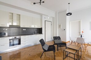 Apartment | 1 bedroom - Sunny Paradise in the Heart of Athens (Athens)