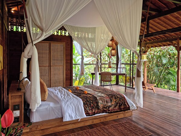 1 dormitorio, cuna de viaje, wifi y ropa de cama