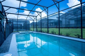 House - Fun and Relax 10 Bed Home Pool Themed Rooms (Clermont)