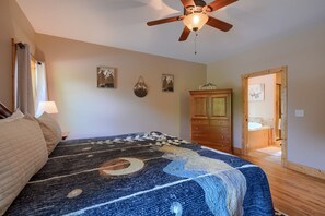 6 bedrooms, WiFi (free), bed sheets