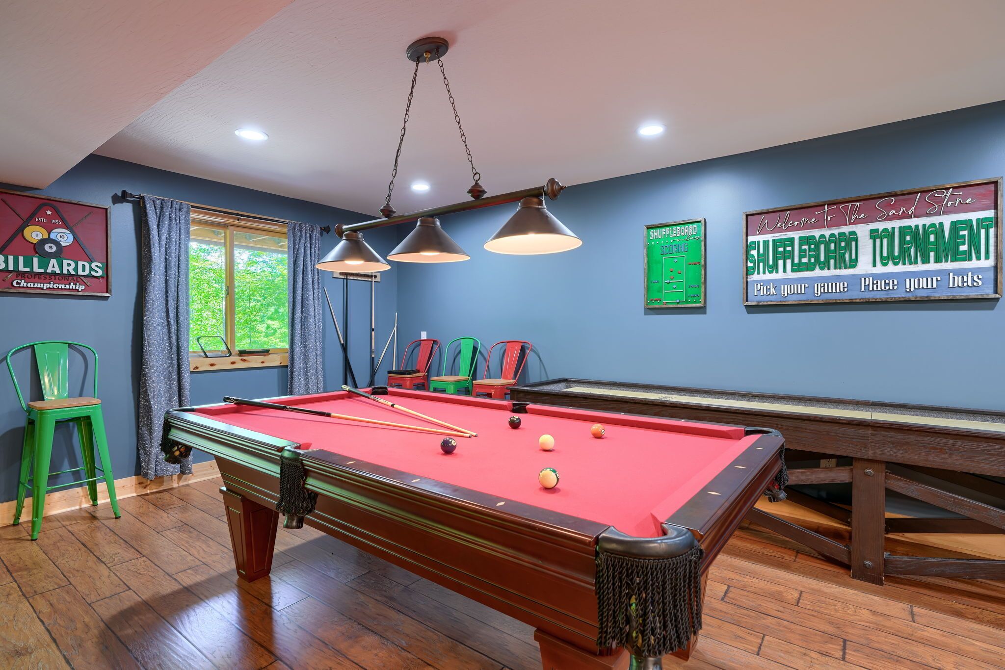Spielezimmer