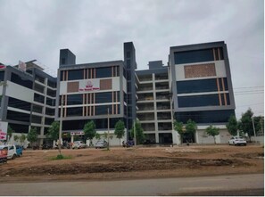 Front of property - Pearl Villla Hotel (Gandhinagar)