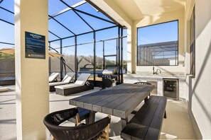 Outdoor dining - 15 BD/ 16.5 BA/ Sonoma Resort (4061 SB) (Kissimmee)