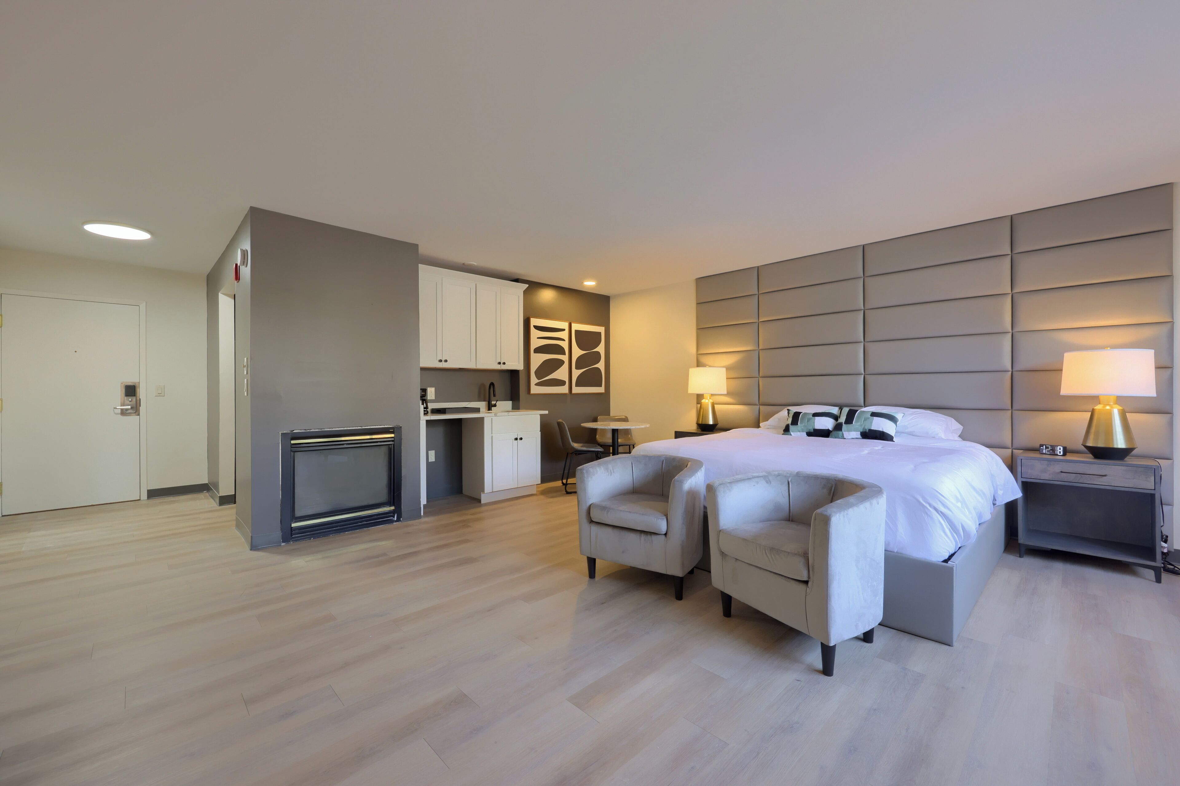 Superior-Studiosuite, 1 King-Bett, Kochnische