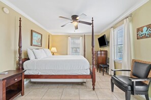 House, Multiple Beds (Lazy Dayz)