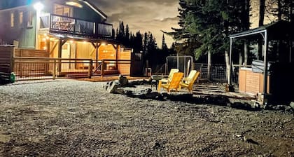 Llama Lookout Suite at Basecamp Ranch, Bragg Creek