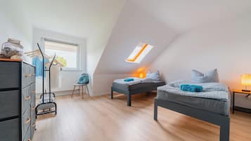 2 bedrooms, desk, iron/ironing board, travel cot