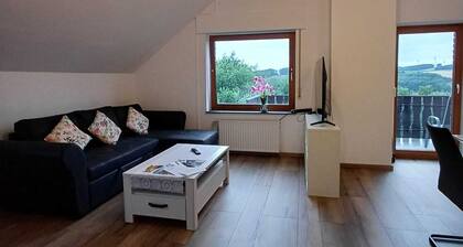 Möhne Ferienwohnung / Ausblick / 4 Leute / Seenah