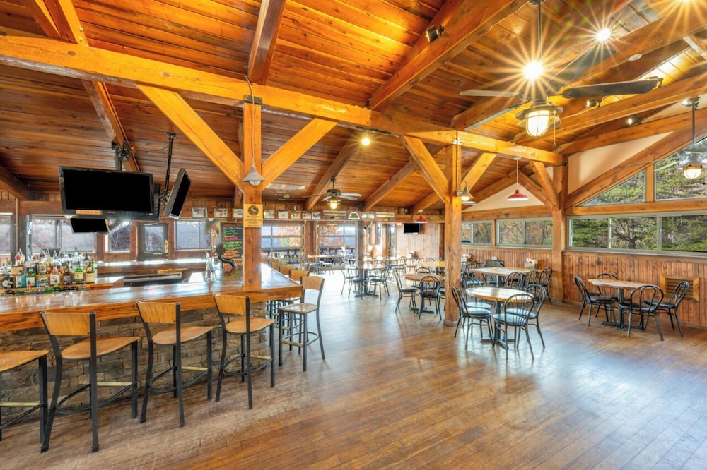 Adventures on the Gorge by null