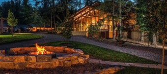 峽谷冒險度假村