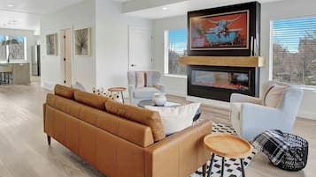 TV connectée, cheminée