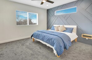 3 bedrooms, desk, iron/ironing board, WiFi