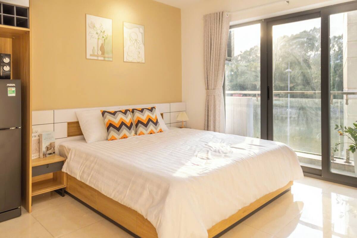 ดีลักซ์อพาร์ทเมนท์, 1 ห้องนอน, ระเบียง, วิวเมือง | 1 ห้องนอน, เครื่องนอนระดับพรีเมียม, เตียงเมมโมรีโฟ ม, มินิบาร์