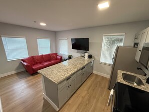 Interior - Perfect Central Last Minute Stay! (Miami)