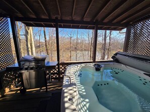 Bain à remous extérieur