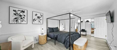 8 soveværelser, skrivebord, strygejern/strygebræt, weekendseng