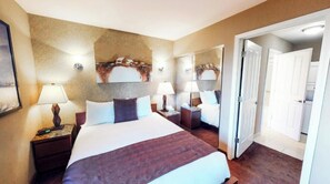 2 bedrooms, in-room safe, iron/ironing board, free WiFi