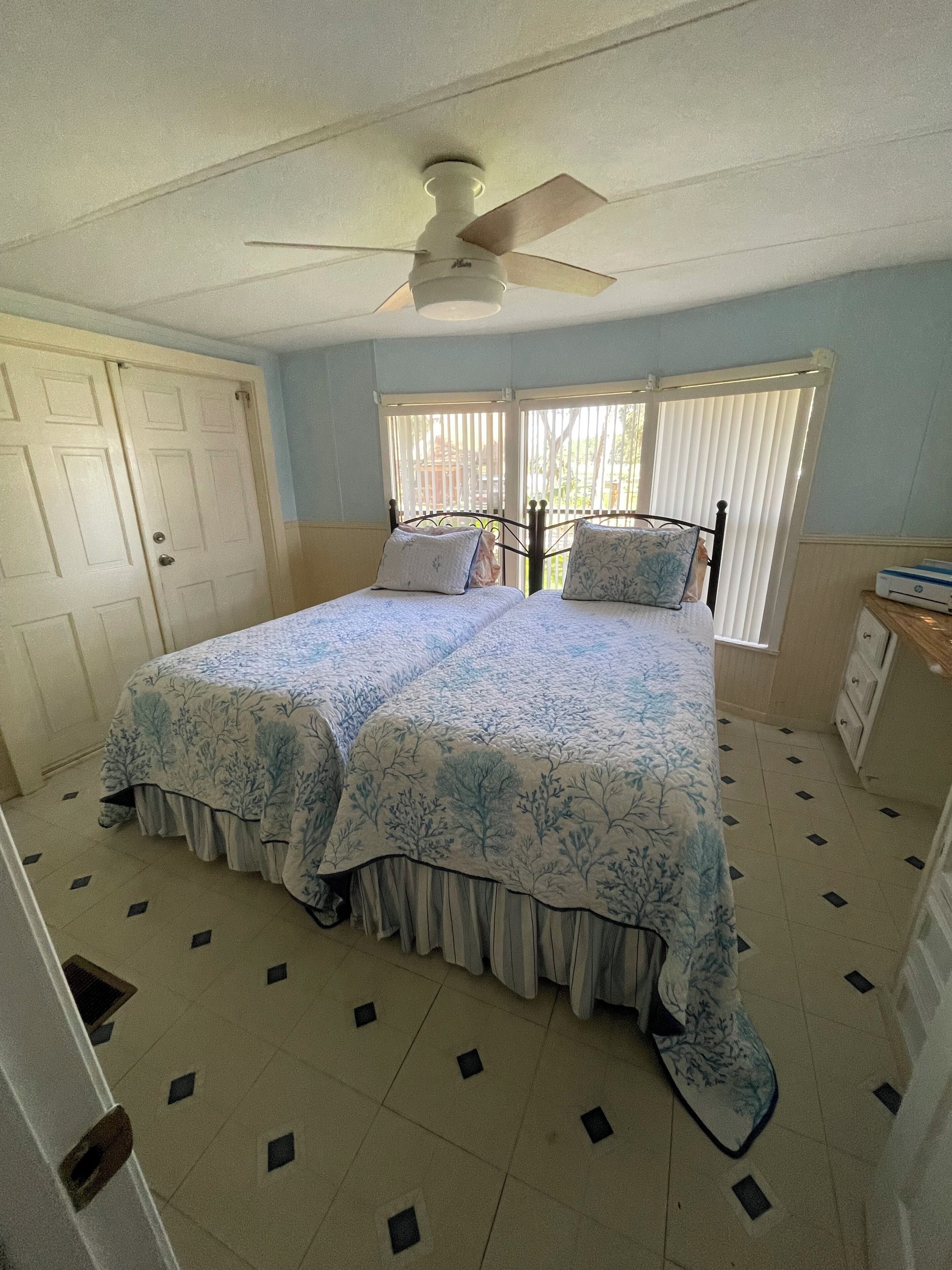 2 slaapkamers, internet, beddengoed