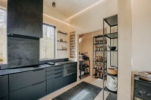 Cabin, 2 Bedrooms, Balcony, Mountain View | Interior