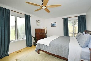 3 chambres, bureau, lit parapluie, Wi-Fi