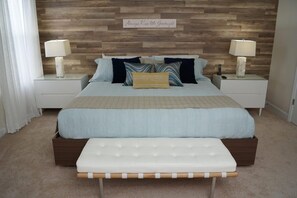 6 quartos, ferros/tábuas de passar roupa, Wi-Fi, roupa de cama