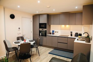 Microwave, oven, stovetop, dishwasher