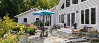 The Mountain House: Luxury Mountain Retreat with Views Hot Tub 2 min to resort