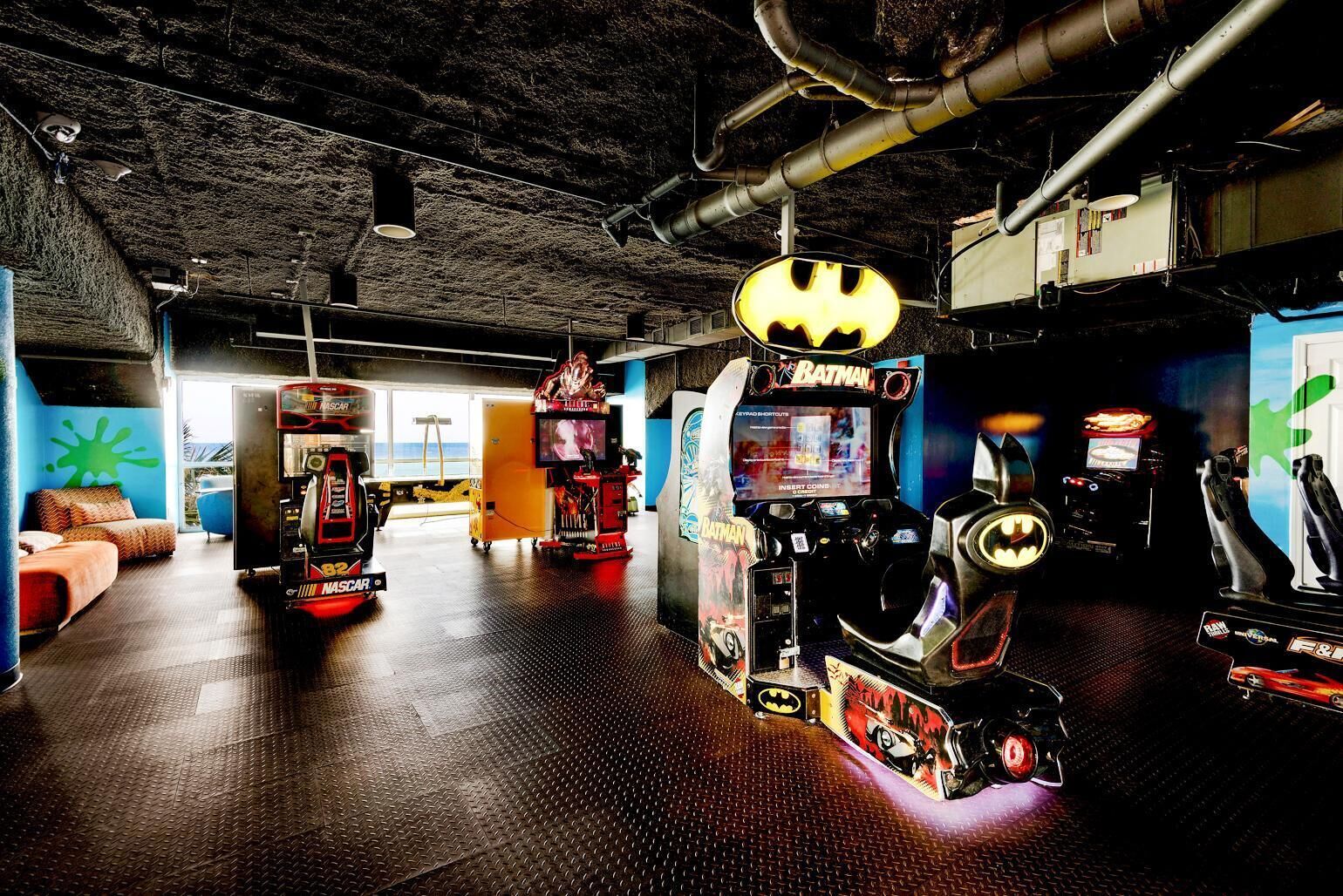 Condo, Multiple Beds (Splash 1506W) | Game room