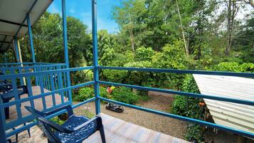 Habitación clásica doble, balcón, vistas al jardín | Wifi gratis