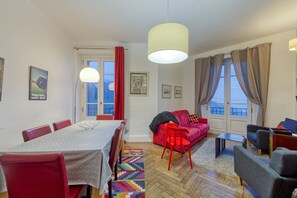 TV, DVD player, stereo - Snow Tram - Proche piste et thermes (Saint-Gervais-les-Bains)