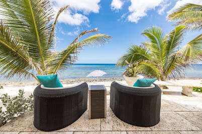 Charming 3-bedroom villa with 2 King size beds on Beautiful North Side