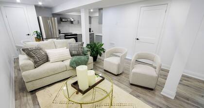 Cozy Hideaway - Your home away from home. Private Entry + Full Kitchen