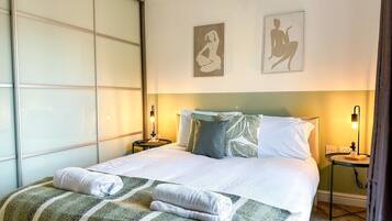 5 bedrooms, iron/ironing board, travel crib, free WiFi