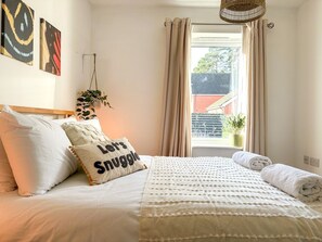 5 Schlafzimmer, Bügeleisen/Bügelbrett, Reisekinderbett, kostenloses WLAN