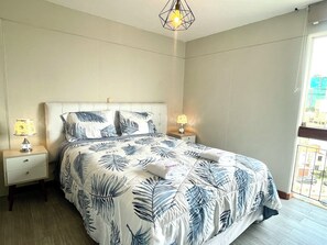 1 bedroom, iron/ironing board, WiFi, bed sheets - Comfortable and warm apartment near La Rambla de San Borja. (Lima)