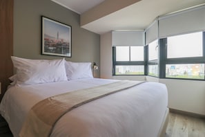 Apartment, 2 Bedrooms, Balcony (1007) | Iron/ironing board, free WiFi