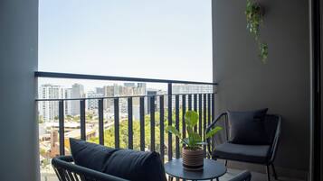 Apartment (1404) | Balcony