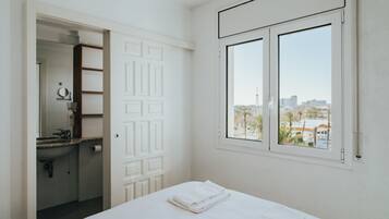 1 Schlafzimmer, Bügeleisen/Bügelbrett, kostenloses WLAN, Bettwäsche