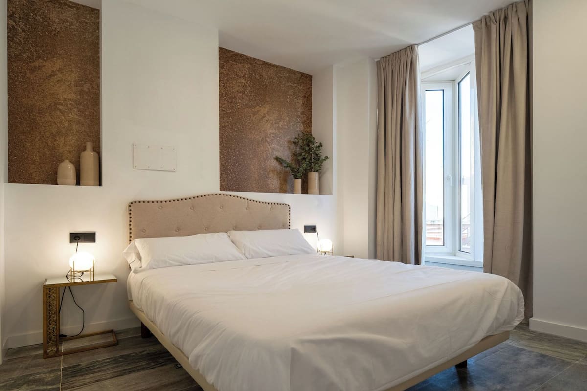 Perhehuoneisto, kaupunkinäköala | Kannettavalle tietokoneelle sopiva työtila, ilmainen Wi-Fi