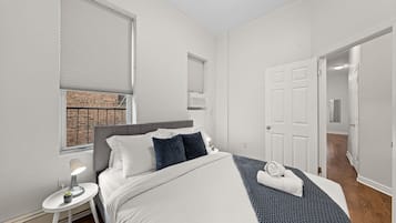 3 camere, una scrivania, ferro/asse da stiro, Wi-Fi