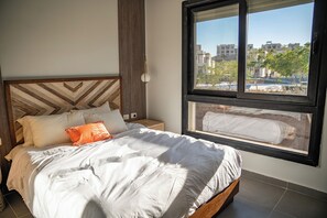 4 Schlafzimmer, Bügeleisen/Bügelbrett, WLAN, Bettwäsche