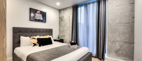 2 chambres, bureau, Wi-Fi, literie fournie