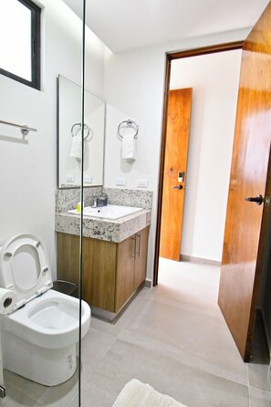 Bathroom - Solum Living by The Spot Rentals (Tulum)