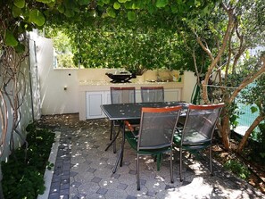 Outdoor dining - Apartments Relax Brela - Studio (Brela)