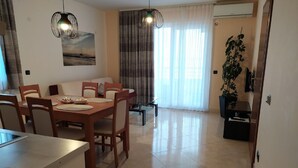Dining - Apartments Relax Brela - Two Bedroom Apartment (Brela)