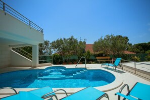 Pool - Apartments Relax Brela - Studio (Brela)