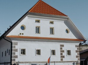 Exterior - Enchanted Misty Valley Cottage Apartments - Standard One Bedroom Apartment (Sentjost nad Horjulom)