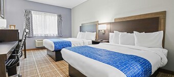 GrandStay Hotel & Suites 