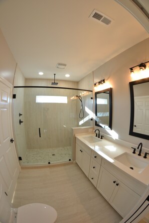 Hair dryer, towels, soap, toilet paper